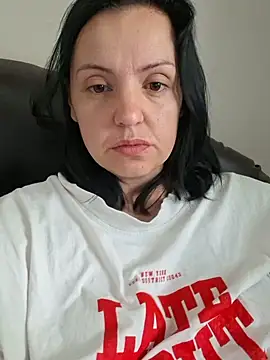 Olivia Darling online show from February 16, 6:53 am