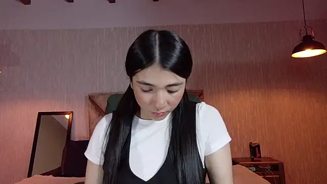 Snapshot of Aurora_jones11 chatting on October 16, 3:40 am Aurora jones11 online show from October 16, 3:40 am