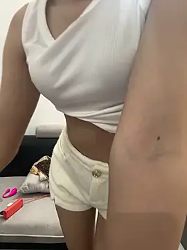 Snapshot of nusita_baby chatting on March 20, 3:11 am nusita baby online show from March 20, 3:11 am