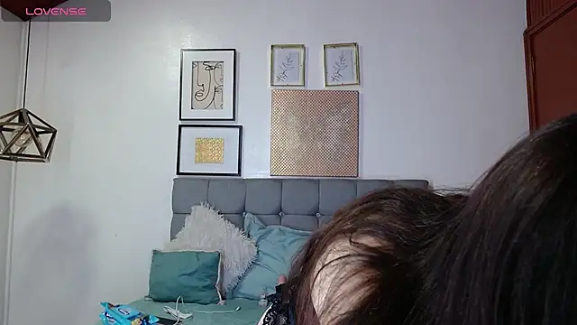  naomi s online show from November 29, 2:31 pm