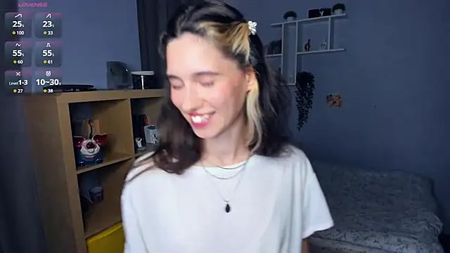 Snapshot of AntonettaTarring chatting on September 24, 10:18 am AntonettaTarring online show from September 24, 10:18 am