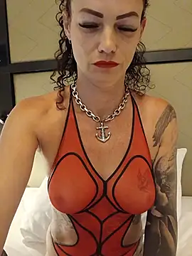 Snapshot of SydneySchmid chatting on June 6, 5:17 pm SydneySchmid online show from June 6, 5:17 pm