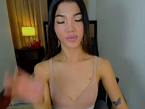 CassieSommereux online show from June 9, 9:37 pm