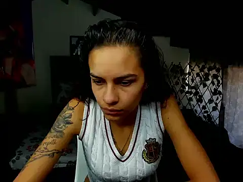 Skylovershot online show from November 27, 1:46 pm