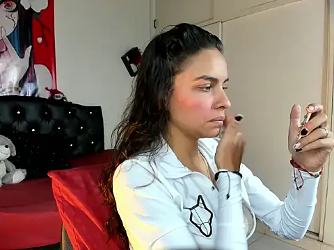 Skylovershot online show from March 27, 7:57 pm