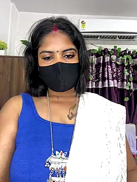 V-Hot-Sweti online show from October 6, 5:10 pm