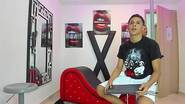 Snapshot of GRETTY_BOYS chatting on September 18, 1:18 am GRETTY BOYS online show from September 18, 1:18 am