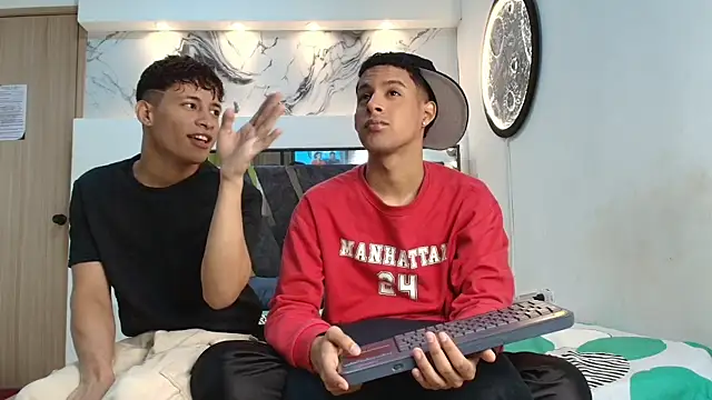 Snapshot of GRETTY_BOYS chatting on October 19, 7:20 am GRETTY BOYS online show from October 19, 7:20 am