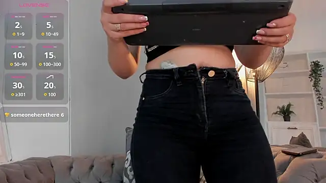 Snapshot of Elen_CR chatting on October 25, 10:26 pm Elen CR online show from October 25, 10:26 pm