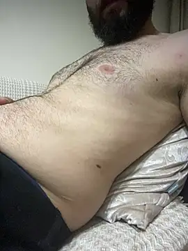 banuemre28 online show from June 24, 6:40 pm