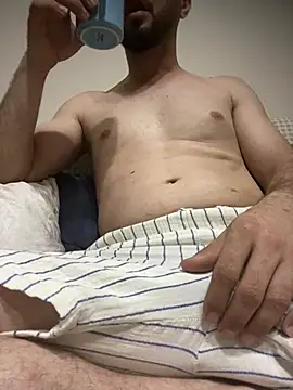 banuemre28 online show from July 4, 7:53 pm