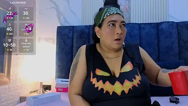 yunkeyc online show from November 2, 2:36 am