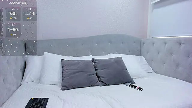 Snapshot of katia_parker_ chatting on September 21, 7:48 pm katia parker online show from September 21, 7:48 pm