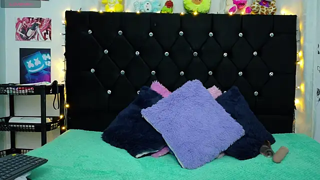 Snapshot of lizz_bela1 chatting on September 27, 11:21 pm lizz bela1 online show from September 27, 11:21 pm