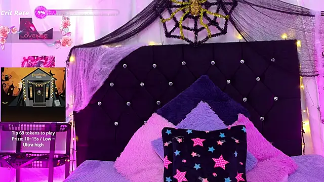 Snapshot of lizz_bela1 chatting on October 29, 10:11 pm lizz bela1 online show from October 29, 10:11 pm