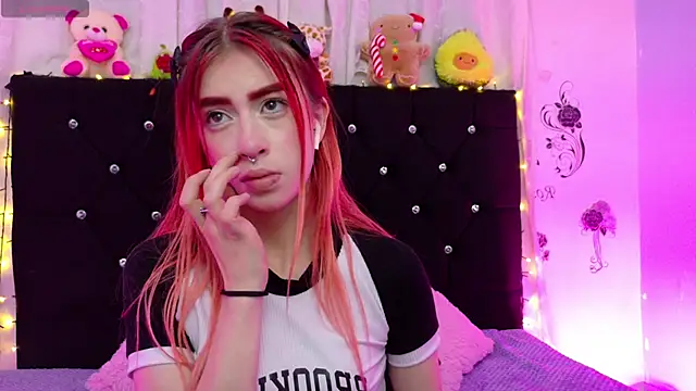 Snapshot of lizz_bela1 chatting on November 17, 10:48 pm lizz bela1 online show from November 17, 10:48 pm