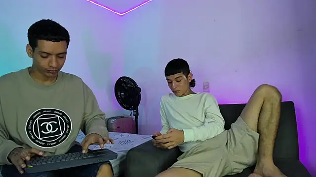twinkDuohot online show from April 26, 1:03 am