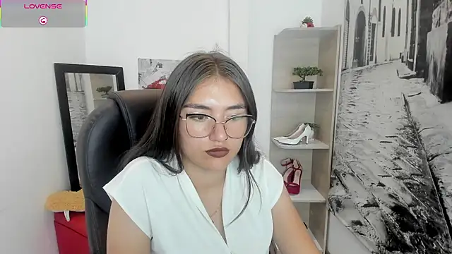 grace  lovely online show from September 17, 8:21 pm