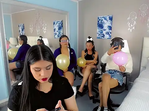 Perla vonrose online show from September 13, 4:01 am