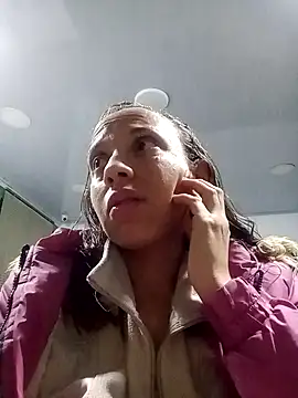 Perla vonrose online show from September 19, 1:40 am