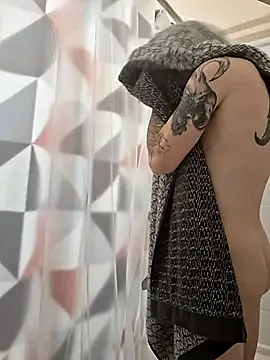 Snapshot of Mr_nightfall chatting on November 15, 1:25 am Mr nightfall online show from November 15, 1:25 am