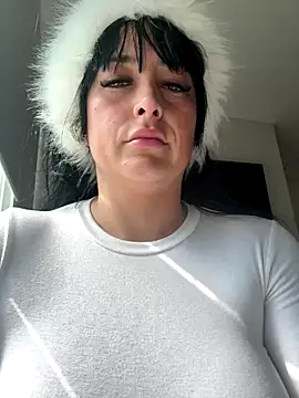 Snapshot of lorenamackenzie69 chatting on October 15, 6:52 pm lorenamackenzie69 online show from October 15, 6:52 pm