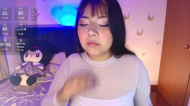 annie-russel online show from December 19, 2:07 am