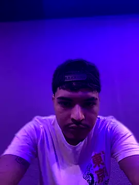 Snowlann online show from October 1, 6:36 pm