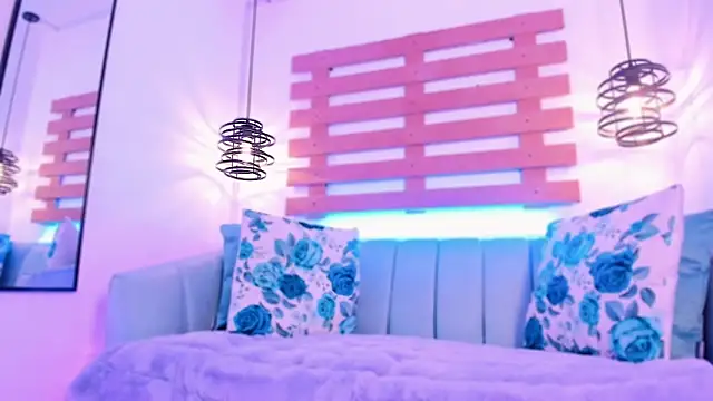 Snapshot of ArianaSantana chatting on September 29, 1:38 pm ArianaSantana online show from September 29, 1:38 pm