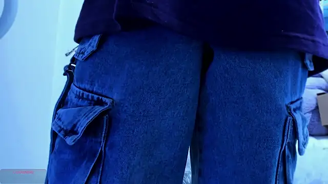 Snapshot of ArianaSantana chatting on October 8, 12:47 pm ArianaSantana online show from October 8, 12:47 pm