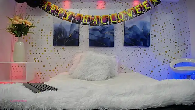 Snapshot of ArianaSantana chatting on October 10, 12:48 pm ArianaSantana online show from October 10, 12:48 pm