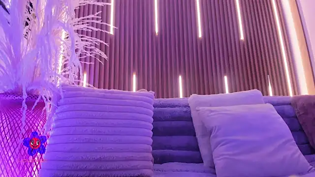 ArianaSantana online show from November 15, 12:56 pm