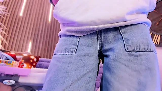 ArianaSantana online show from December 17, 12:55 pm