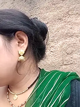 Snapshot of Rashili_jaan chatting on June 27, 1:17 pm Rashili jaan online show from June 27, 1:17 pm