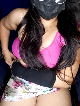 Snapshot of Sexy_Anshika chatting on July 28, 4:50 pm Sexy Anshika online show from July 28, 4:50 pm