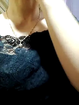 LucyyLy online show from October 2, 11:39 am