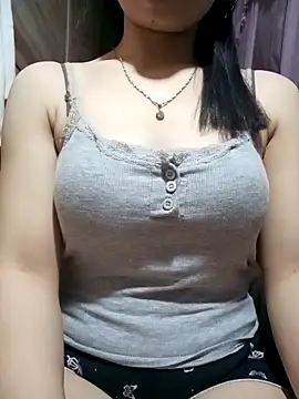 LucyyLy online show from February 28, 1:17 am