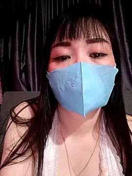 Snapshot of ChunkyLy chatting on September 19, 3:41 am ChunkyLy online show from September 19, 3:41 am