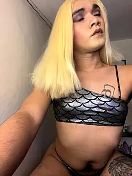 sissielil online show from October 2, 5:20 pm