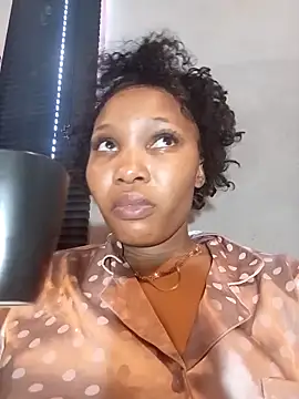 Snapshot of freakynyashXxXx chatting on October 21, 8:37 am freakynyashXxXx online show from October 21, 8:37 am