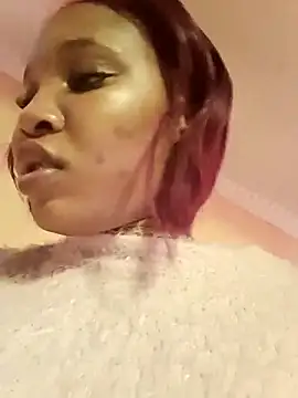 Snapshot of freakynyashXxXx chatting on March 25, 8:20 am freakynyashXxXx online show from March 25, 8:20 am