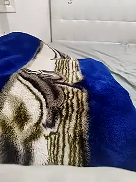 Yazaza1999 online show from October 4, 1:09 pm