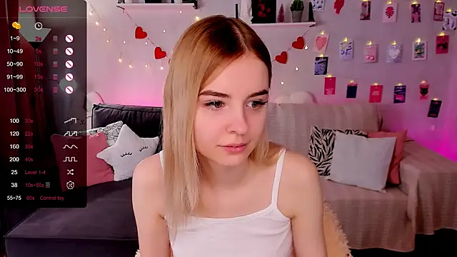 LillianShine online show from February 18, 2:29 am