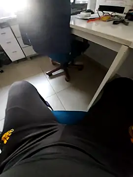 Snapshot of hpp66 chatting on February 26, 5:12 pm hpp66 online show from February 26, 5:12 pm