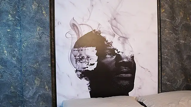 Tayler Kim online show from October 6, 6:38 pm