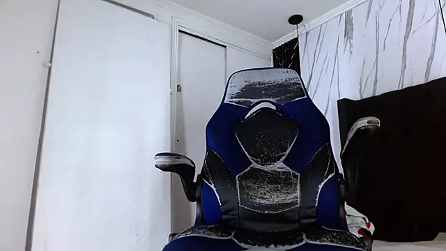 aston xvera online show from October 15, 3:39 am