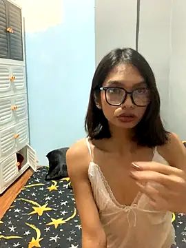 Snapshot of melahjane chatting on November 25, 3:06 am melahjane online show from November 25, 3:06 am