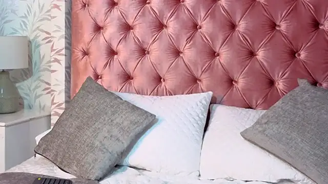 Snapshot of cherry_canndy_ chatting on November 4, 3:22 pm cherry canndy online show from November 4, 3:22 pm