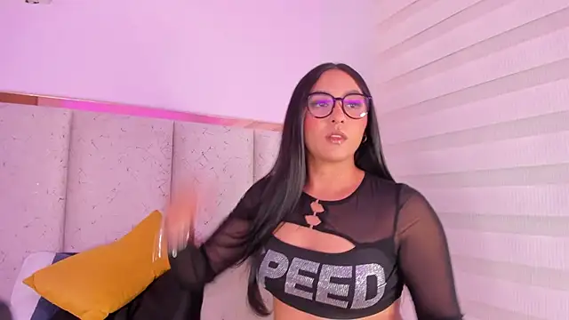 Snapshot of shanty_cole chatting on October 24, 2:30 am shanty cole online show from October 24, 2:30 am