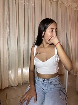 Snapshot of luna_star23 chatting on September 16, 7:15 pm luna star23 online show from September 16, 7:15 pm